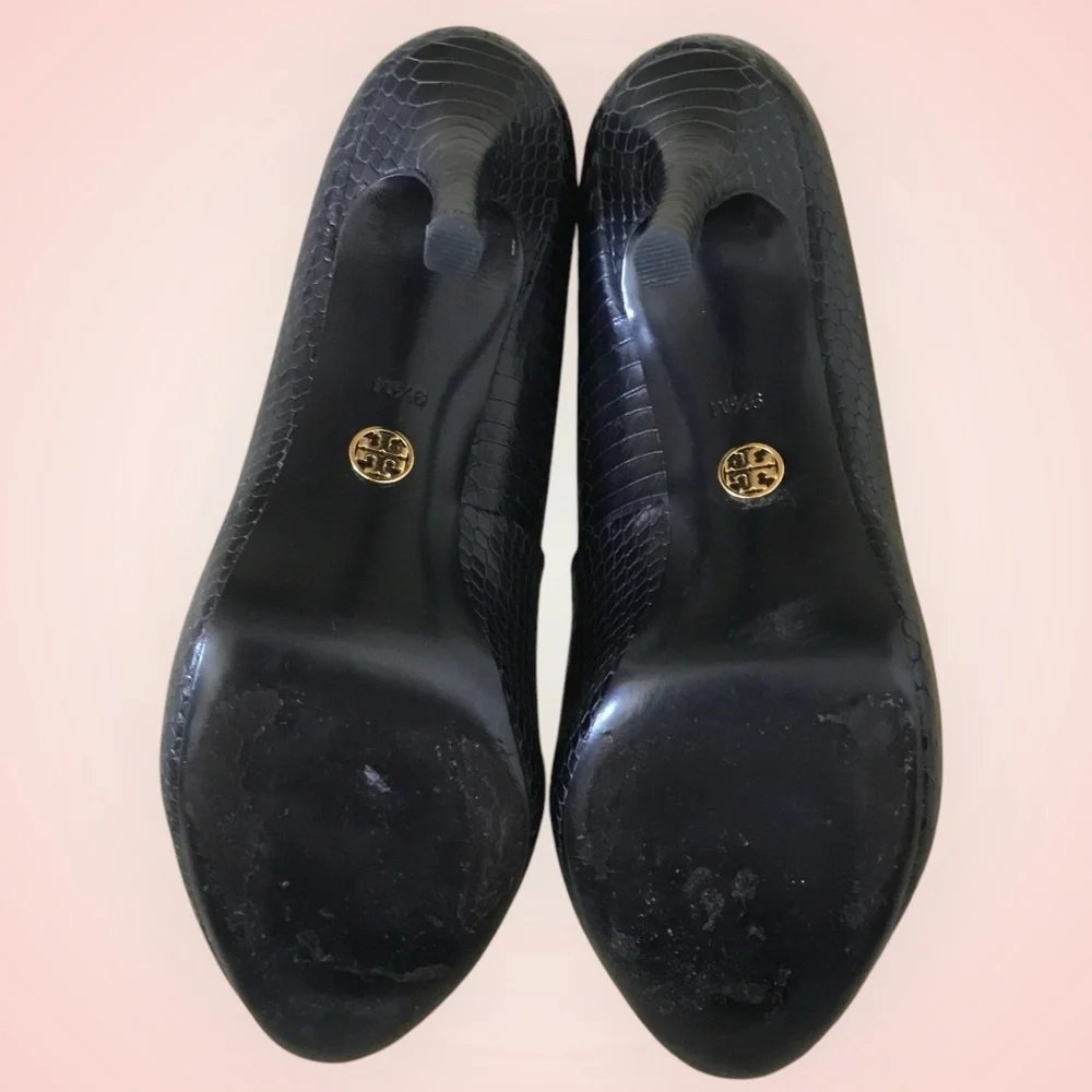 Tory Burch Brazil Leather Round Toe Heel Pump